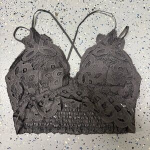 Elegant Lace Bralette in Gray